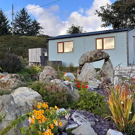 Fintra Bay Hideaway *